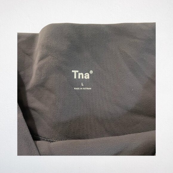 Aritzia TNA Action TnaBUTTER™ Atmosphere Super Hi-Rise Legging sz L - Picture 5 of 5